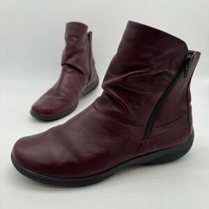 Hotter Whisper Wine Leather Ruched Dual Zip Ankle Boot Size 11